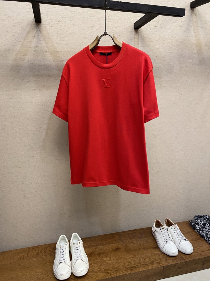 l0vis Vvtt0n shirt